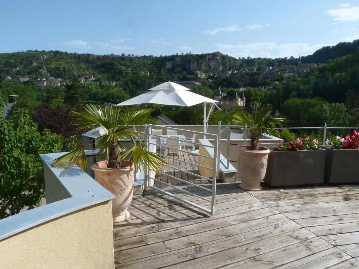 La Desirade Bed & Breakfast Salles-la-Source Luaran gambar